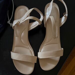Elegant Cream Women's Sandals